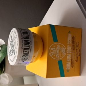 Brazilian crush bund bum bum body scrub 7.8  large ,bum bum cream 2.6 sealed nwt